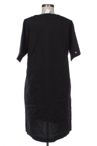 Рокля United Colors Of Benetton, Размер S, Цвят Черен, Цена 19,94 €