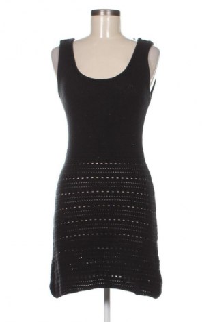 Ruha Zabaione, Méret S, Szín Fekete, Ár 1 159 Ft