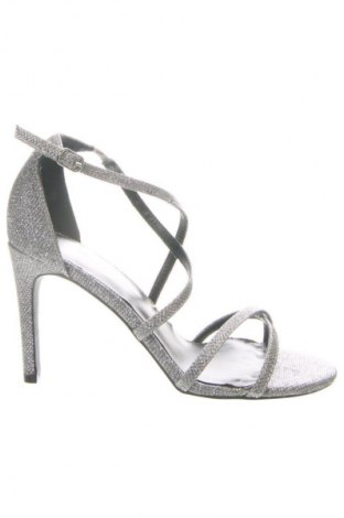 Sandále New Look, Veľkosť 39, Farba Strieborná, Cena  18,75 €
