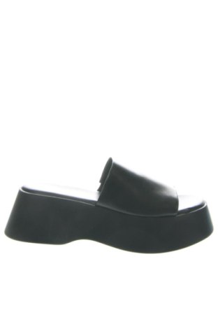 Чехли Call It Spring, Размер 38, Цвят Черен, Цена 25,00 €, #137612906
