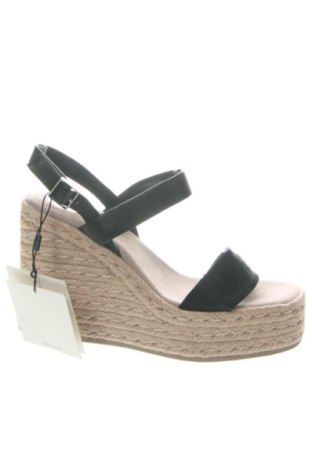 Papuci Calvin Klein, Mărime 37, Culoare Negru, Preț 346,44 Lei, #137619963