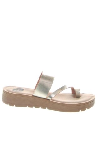 Pantofle Unbranded, Velikost 38, Barva Zlatistá, Cena  1 213,00 Kč, #137599405