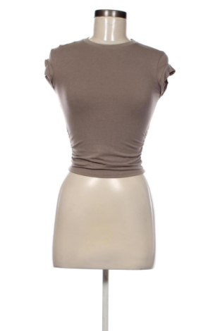 Bluză de femei Bershka, Mărime S, Culoare Bej, Preț 42,00 Lei, #137620449