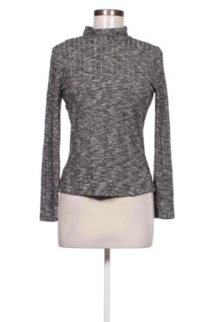 Bluză de femei ONLY, Mărime M, Culoare Gri, Preț 21,00 Lei, #137622580