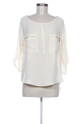 Damen Shirt Stradivarius, Größe L, Farbe Ecru, Preis € 7,00, #137631869