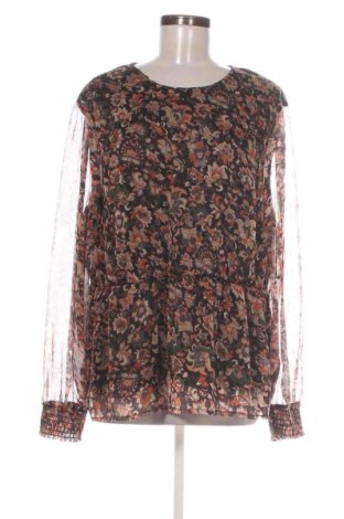 Дамска блуза Vero Moda, Размер XXL, Цвят Многоцветен, Цена 18,46 €, #137635395
