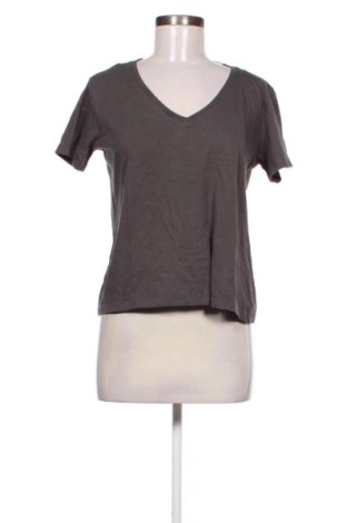 Дамска блуза Pull&Bear, Размер M, Цвят Сив, Цена 8,00 €, #137641190
