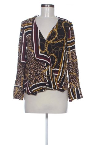 Bluză de femei F&F, Mărime M, Culoare Multicolor, Preț 31,49 Lei, #137645075