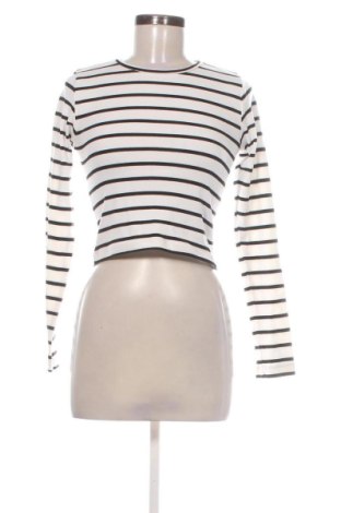 Damen Shirt Stradivarius, Größe S, Farbe Mehrfarbig, Preis € 5,72, #137647512