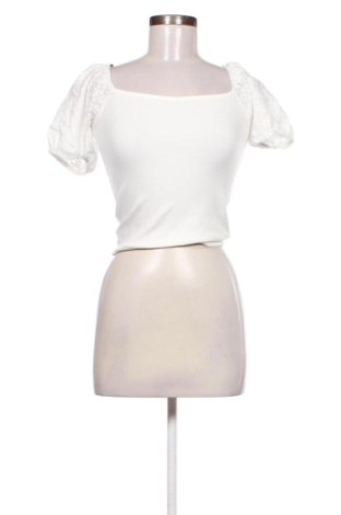 Bluză de femei Sinsay, Mărime XXS, Culoare Alb, Preț 43,14 Lei, #137654556