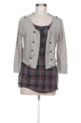 Damen Shirt Rivers, Größe M, Farbe Grau, Preis € 5,00, #137648171
