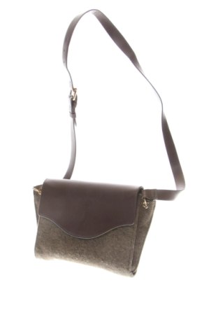 Geantă de femei Unbranded, Culoare Maro, Preț 96,90 Lei, #137640010