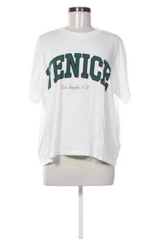 Γυναικείο t-shirt H&M, Μέγεθος L, Χρώμα Λευκό, Τιμή 10,00 €, #137610071