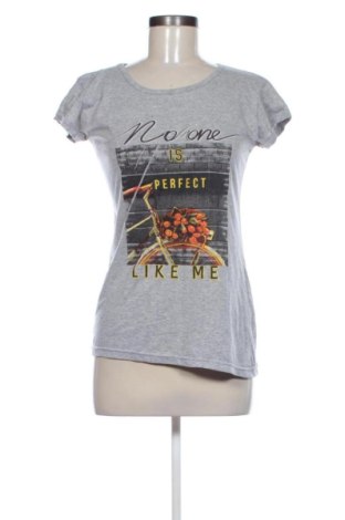 Tricou de femei Unbranded, Mărime M, Culoare Gri, Preț 35,96 Lei, #137635063