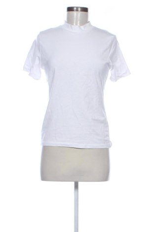 Γυναικείο t-shirt Carry, Μέγεθος M, Χρώμα Λευκό, Τιμή 8,74 €, #137638271