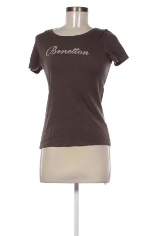 Tricou de femei United Colors Of Benetton, Mărime XS, Culoare Maro, Preț 47,24 Lei, #137626096