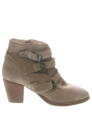 Botine de damă Dune, Mărime 40, Culoare Bej, Preț 312,45 Lei, #137608433
