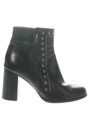 Dámské boty  Unbranded, Velikost 38, Barva Černá, Cena  1 067,00 Kč, #137596268