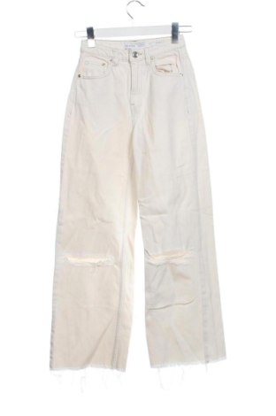 Damskie jeansy Bershka, Rozmiar XXS, Kolor ecru, Cena 72,99 zł, #137572062