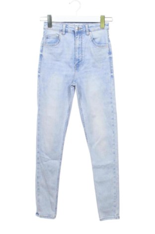 Дамски дънки Bershka, Размер XXS, Цвят Син, Цена 10,00 €, #137588697