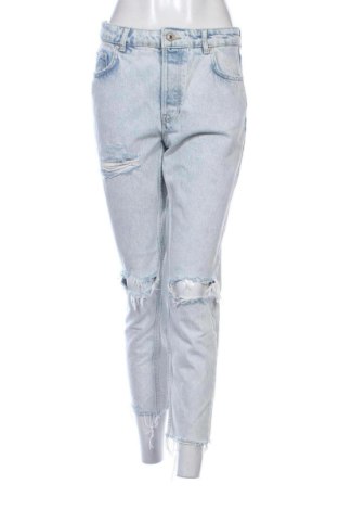 Damskie jeansy Bershka, Rozmiar M, Kolor Niebieski, Cena 52,18 zł, #137595465