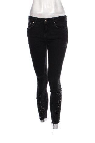 Damskie jeansy Zara, Rozmiar L, Kolor Czarny, Cena 55,04 zł, #137603171