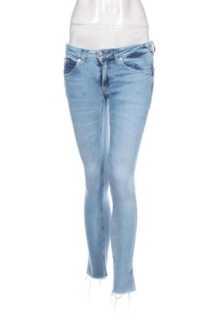 Damskie jeansy Tommy Jeans, Rozmiar S, Kolor Niebieski, Cena 153,24 zł, #137605036