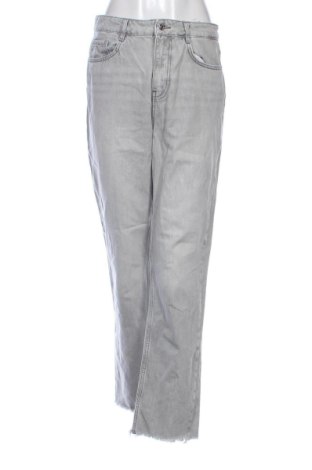 Дамски дънки Zara, Размер M, Цвят Сив, Цена 17,72 €, #137606662