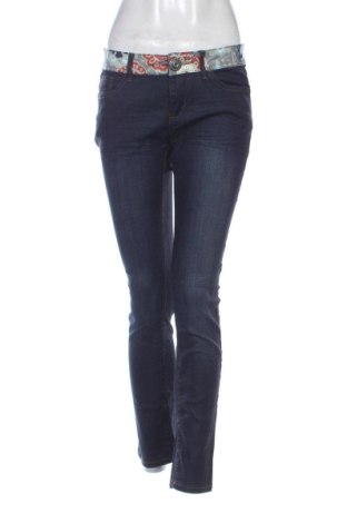 Damskie jeansy Desigual, Rozmiar M, Kolor Niebieski, Cena 99,36 zł, #137607836