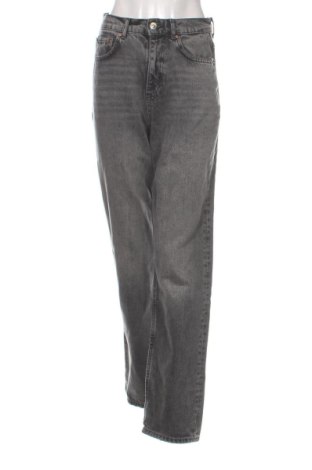 Blugi de femei Perfect Jeans By Gina Tricot, Mărime S, Culoare Gri, Preț 67,00 Lei, #137610412