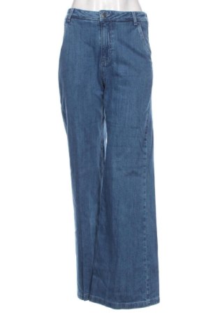 Blugi de femei United Colors Of Benetton, Mărime S, Culoare Albastru, Preț 125,98 Lei, #137612025