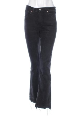 Дамски дънки Mango, Размер S, Цвят Черен, Цена 13,00 €, #137622066