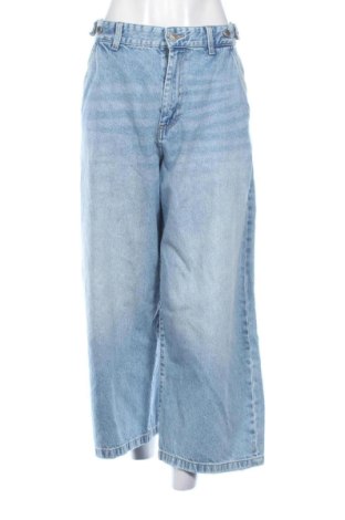Blugi de femei Pull&Bear, Mărime L, Culoare Albastru, Preț 73,49 Lei, #137622567