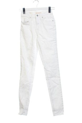 Dámské džíny  Levi's, Velikost XXS, Barva Bílá, Cena  728,00 Kč, #137628550