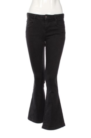 Blugi de femei Zara, Mărime M, Culoare Negru, Preț 104,98 Lei, #137629735