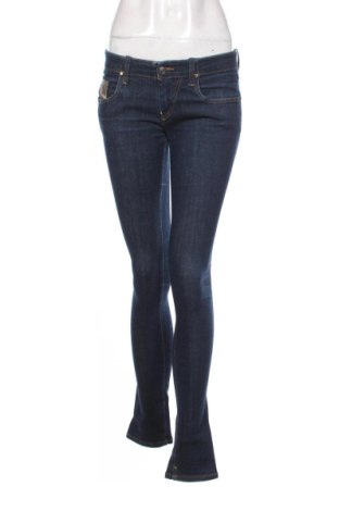 Дамски дънки Diesel, Размер M, Цвят Син, Цена 54,00 €, #137640470