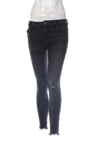Női farmernadrág Bershka, Méret M, Szín Fekete, Ár 3 901 Ft, #137640617