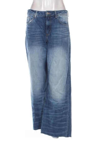 Dámské džíny  Bershka, Velikost M, Barva Modrá, Cena  437,00 Kč, #137652240