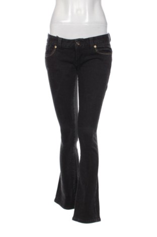 Damskie jeansy Guess, Rozmiar M, Kolor Czarny, Cena 127,01 zł, #137608252