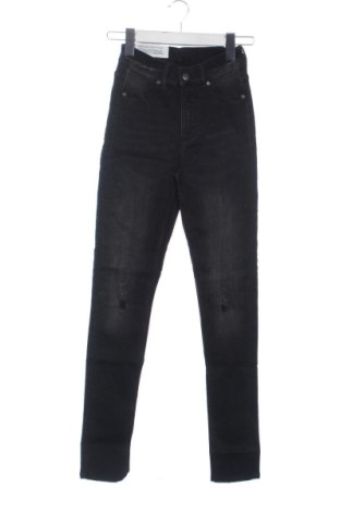Blugi de femei Cheap Monday, Mărime XXS, Culoare Negru, Preț 47,24 Lei, #137612012