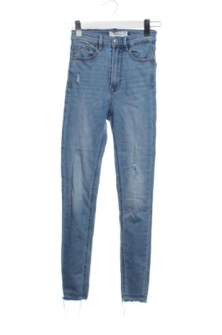 Blugi de femei Stradivarius, Mărime XXS, Culoare Albastru, Preț 57,03 Lei, #137633600