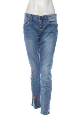 Дамски дънки Desigual, Размер XL, Цвят Син, Цена 47,00 €, #137649718