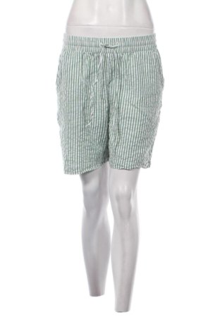 Damskie szorty Pieces, Rozmiar M, Kolor Kolorowy, Cena 29,63 zł, #137601010