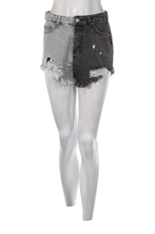 Pantaloni scurți de femei Trendyol, Mărime S, Culoare Multicolor, Preț 57,74 Lei, #137612460