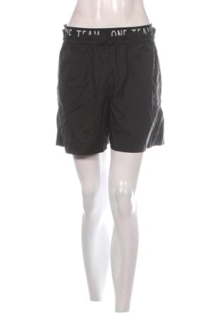 Damen Shorts Calliope, Größe L, Farbe Schwarz, Preis 7,00 €, #137623593