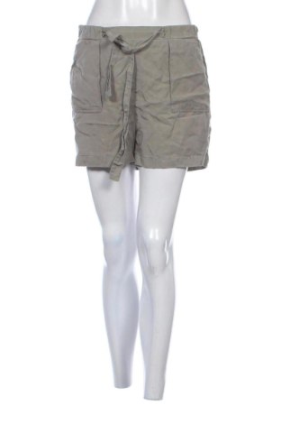 Damen Shorts Amisu, Größe M, Farbe Grün, Preis € 9,00, #137633006