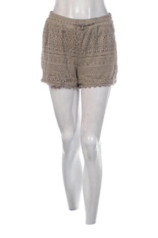 Дамски къс панталон Vero Moda, Размер M, Цвят Бежов, Цена 8,00 €, #137638151