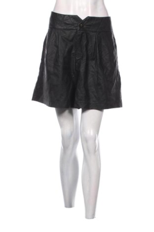 Pantaloni scurți de femei Haily`s, Mărime M, Culoare Negru, Preț 62,99 Lei, #137651283