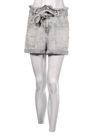 Pantaloni scurți de femei Zara, Mărime S, Culoare Gri, Preț 78,74 Lei, #137614809