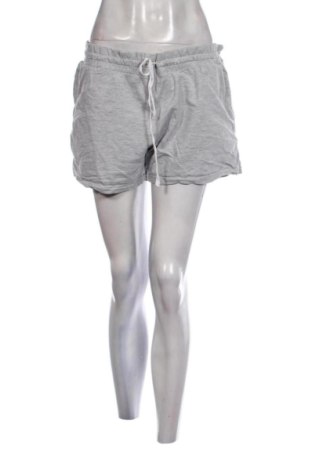 Damen Shorts Janina, Größe XL, Farbe Grau, Preis 9,68 €, #137633857